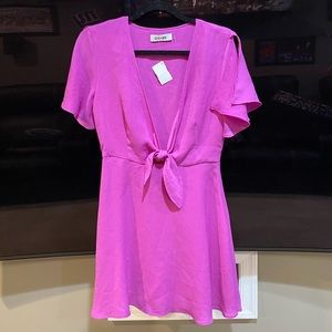 NWT Fuchsia DO+BE Boutique Dress with Slit Sleeves